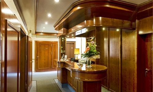 Hotel Am Schelztor Esslingen am Neckar Ngoại thất bức ảnh