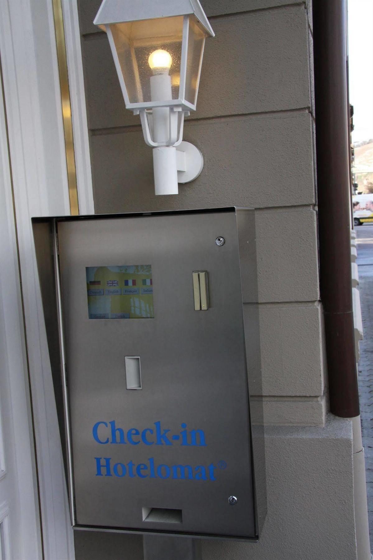 Hotel Am Schelztor Esslingen am Neckar Ngoại thất bức ảnh