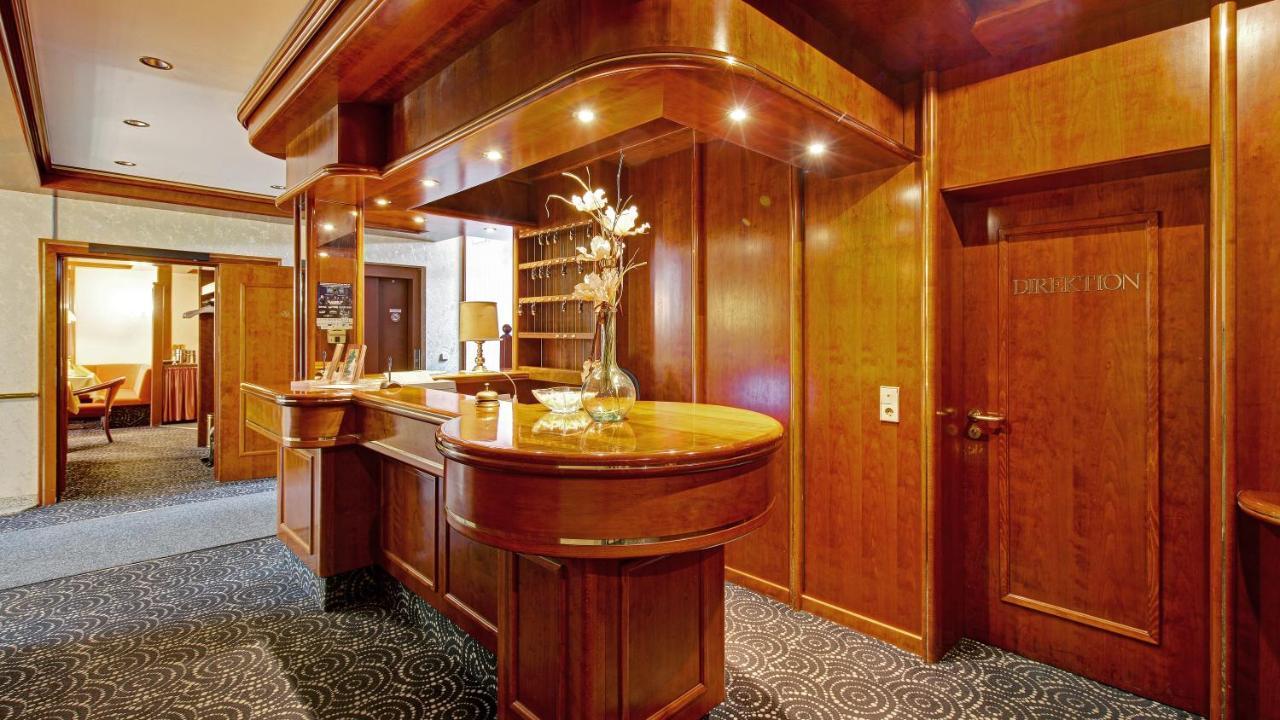 Hotel Am Schelztor Esslingen am Neckar Ngoại thất bức ảnh