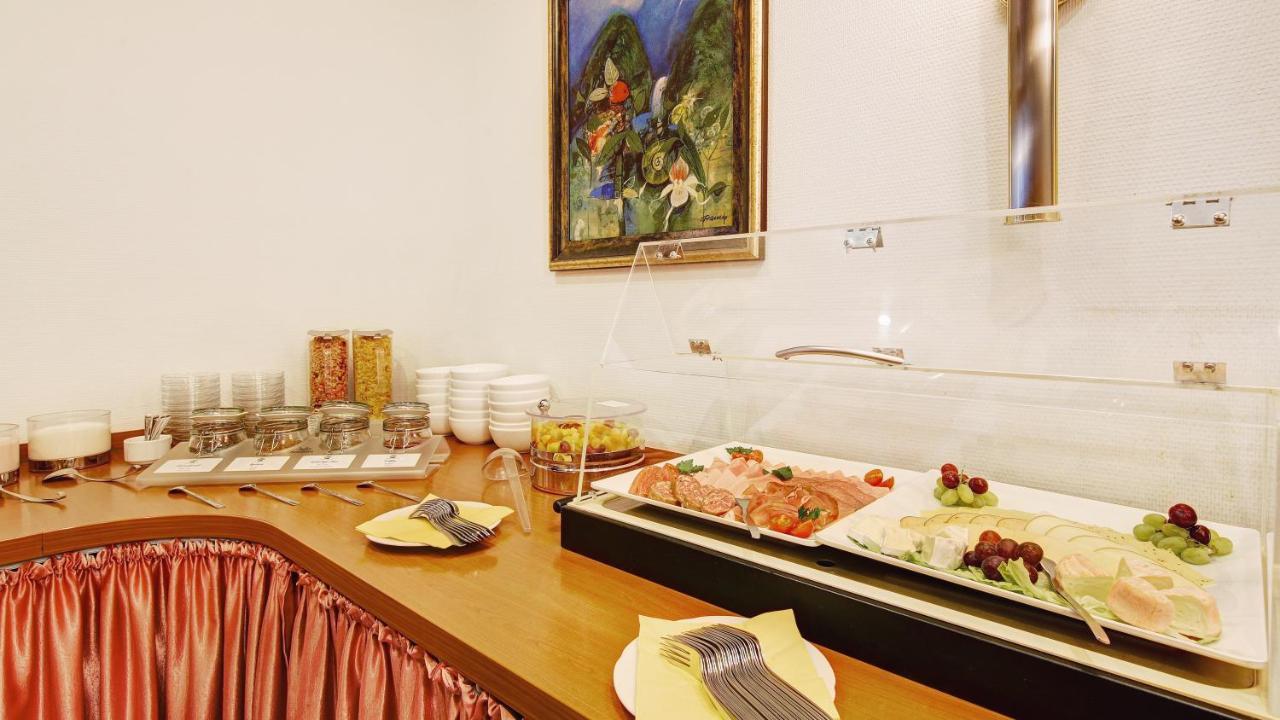 Hotel Am Schelztor Esslingen am Neckar Ngoại thất bức ảnh