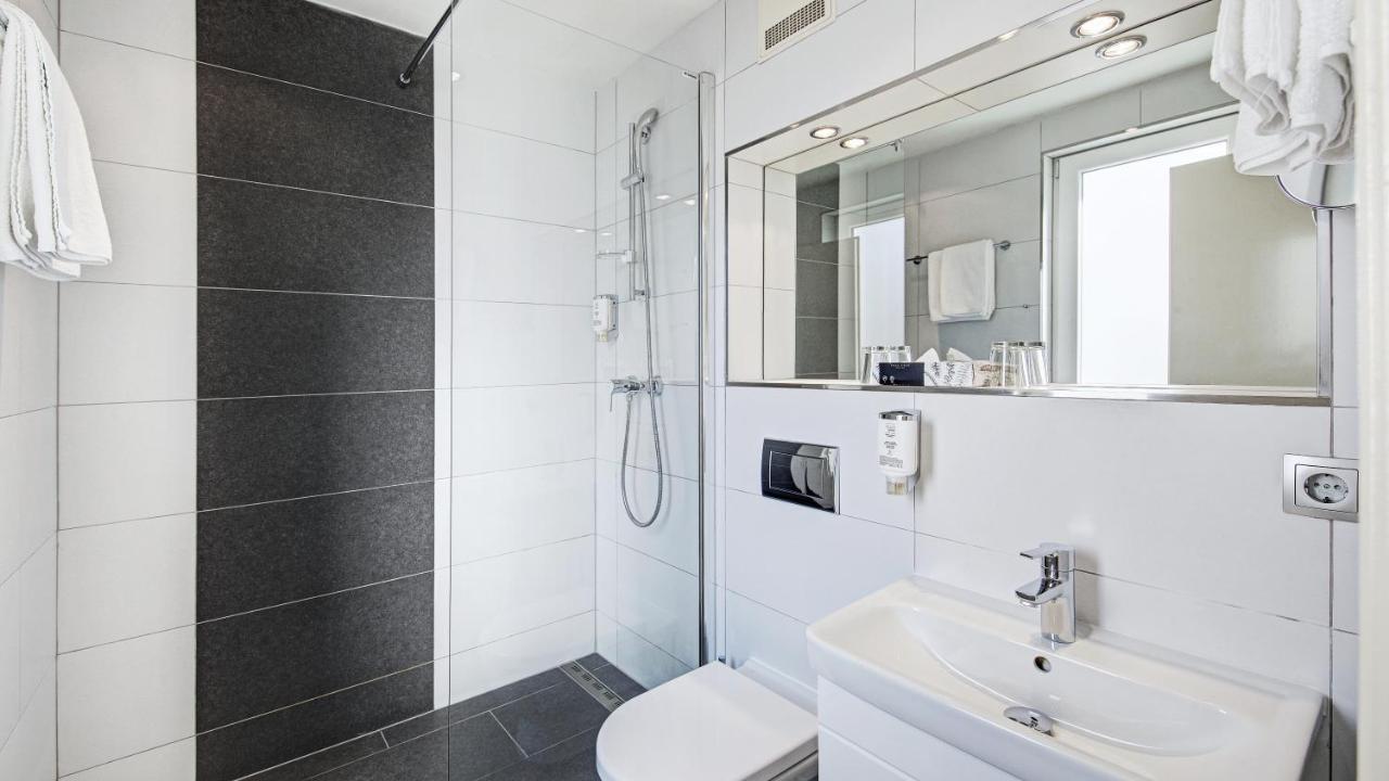 Hotel Am Schelztor Esslingen am Neckar Ngoại thất bức ảnh