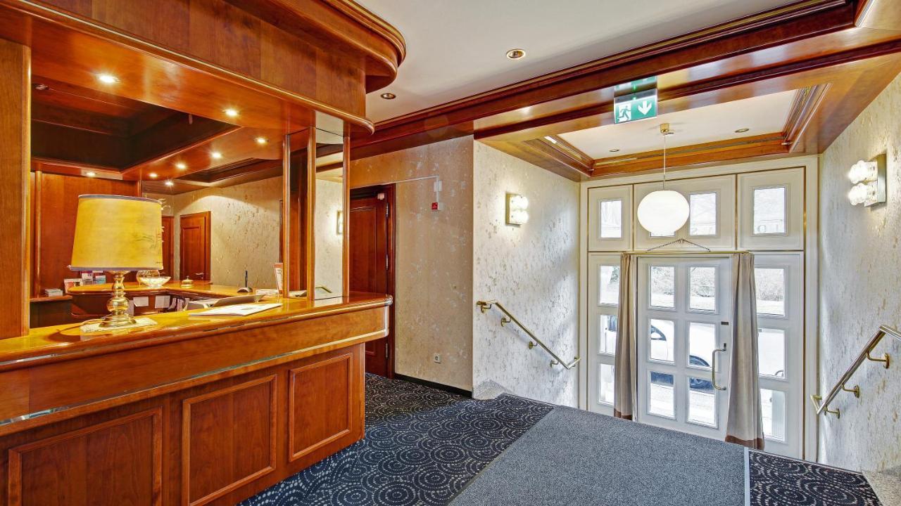 Hotel Am Schelztor Esslingen am Neckar Ngoại thất bức ảnh
